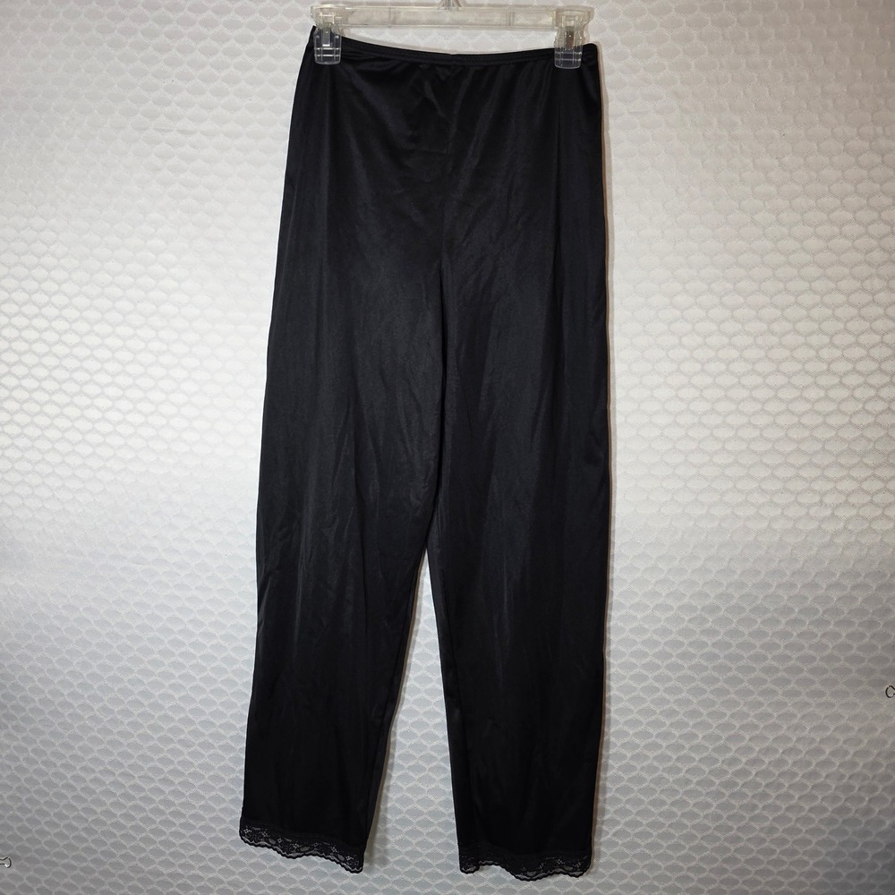 Vanity Fair Vintage Black Nylon Lace Trim Culotte Slip Pants Style 12-764 Size 6